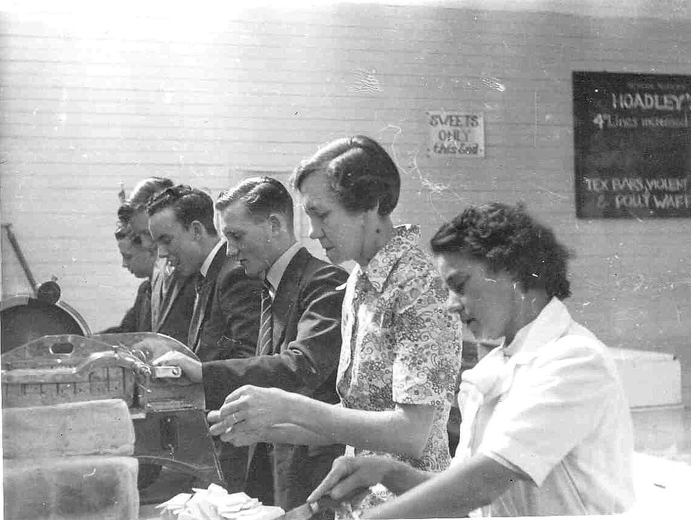 J.Gellie, Assistant, Mrs Lake