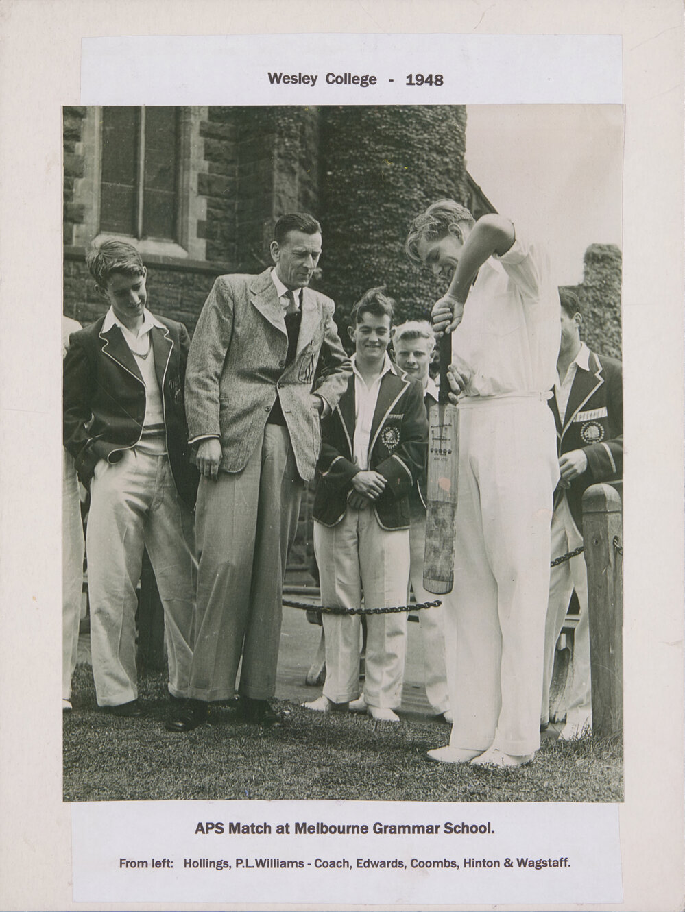 Cricket 1948 Players and coach