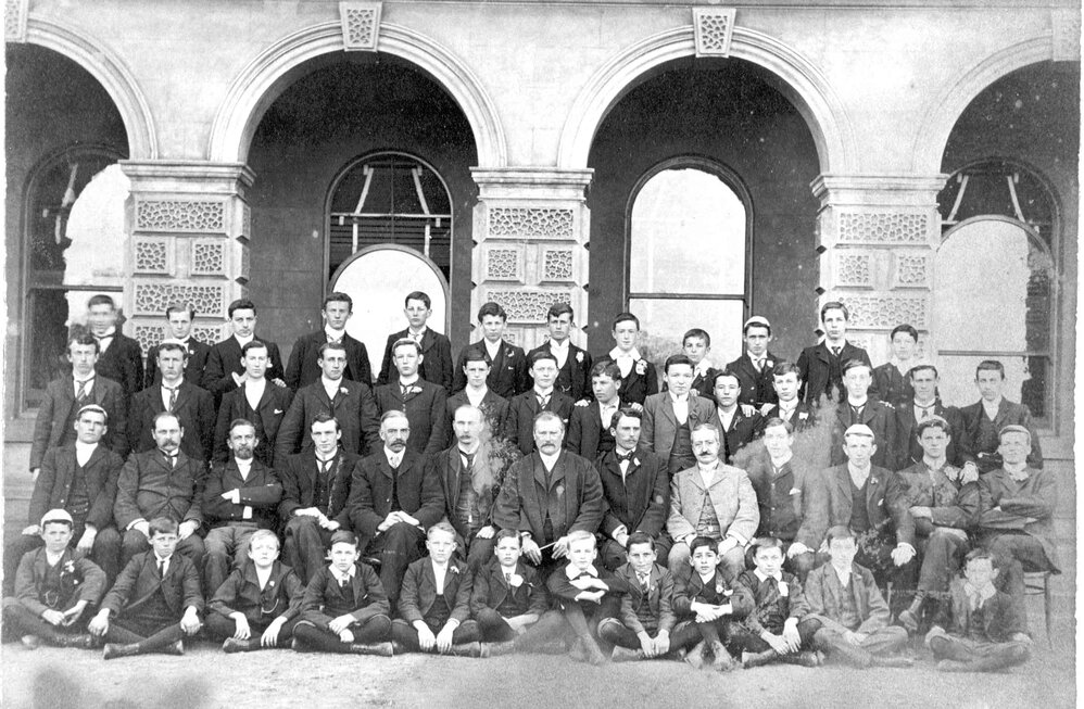 Staff and Boarders 1902