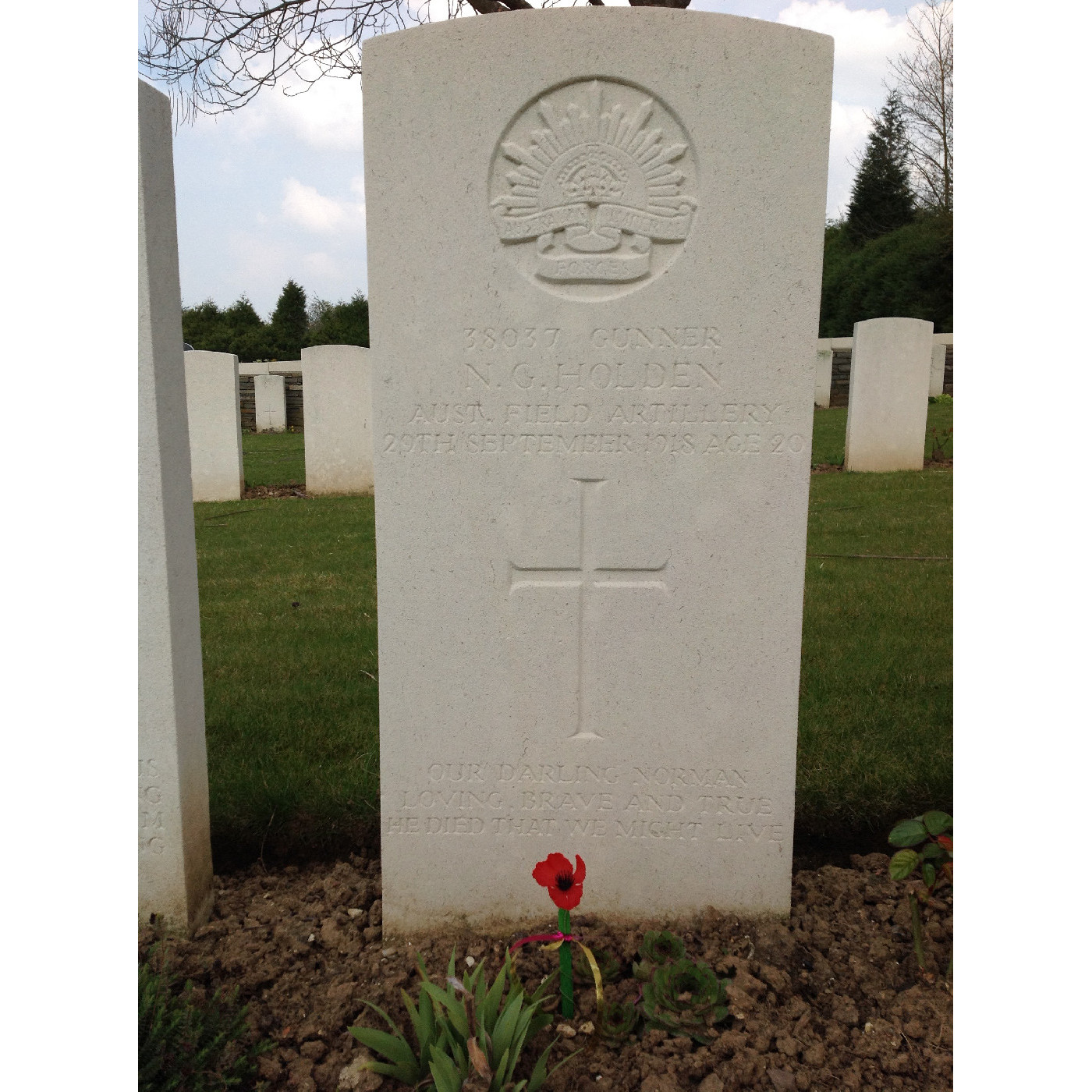 Holden, Norman Gladstone OW(1914)