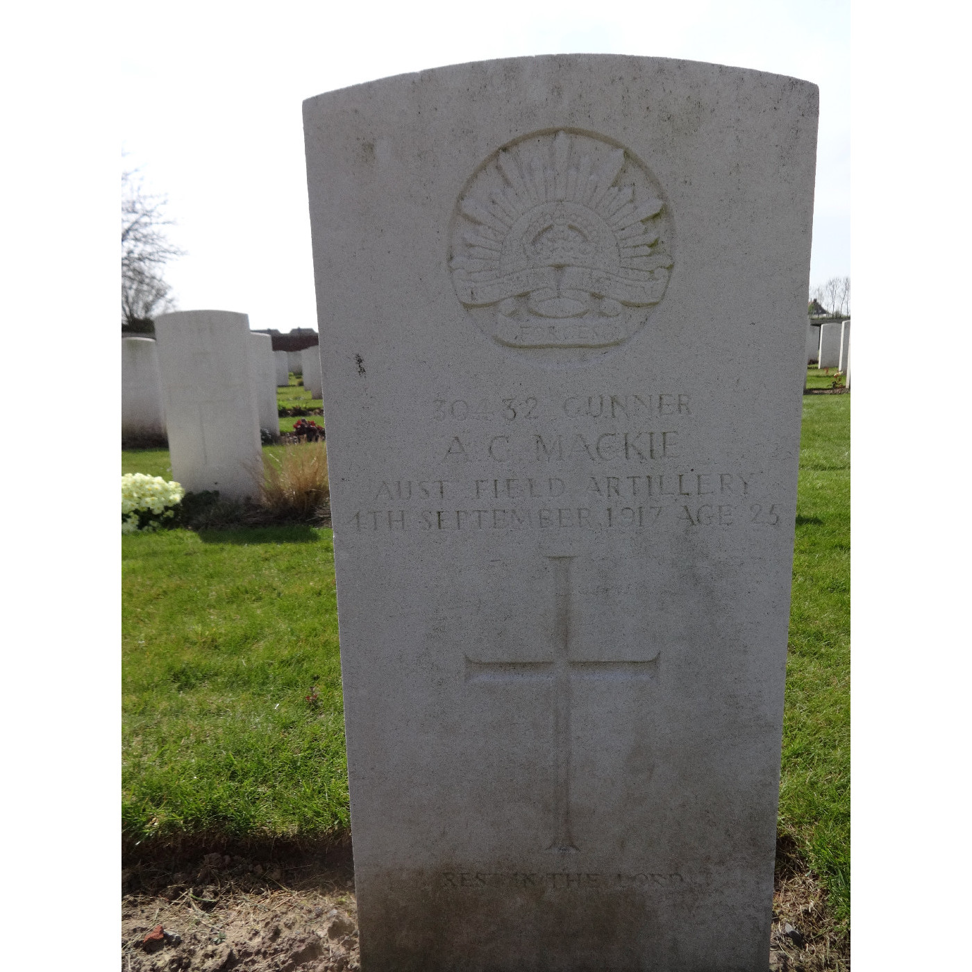 Mackie, Alexander Gordon OW(1902)