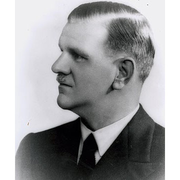 MacNeil, Mr Neil Harcourt