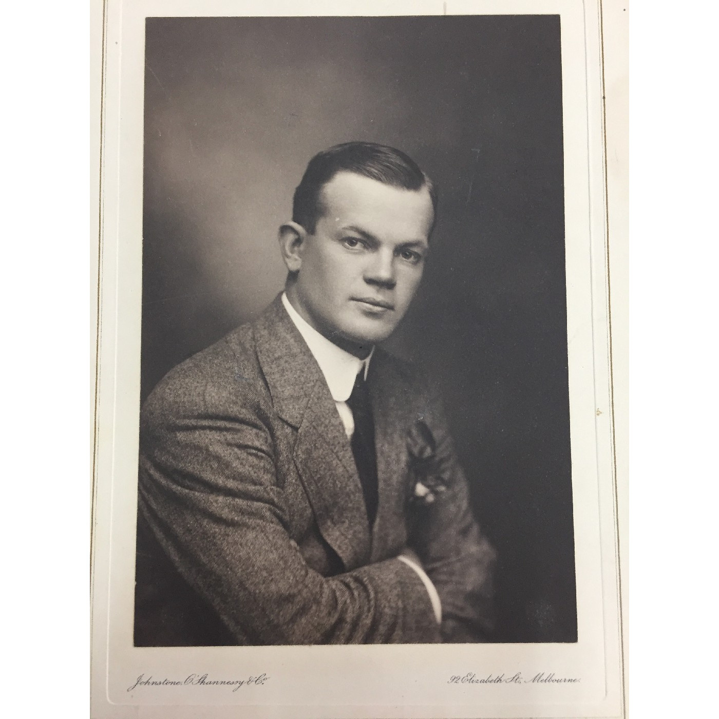 Grieve, Captain Robert VC (OW1904)