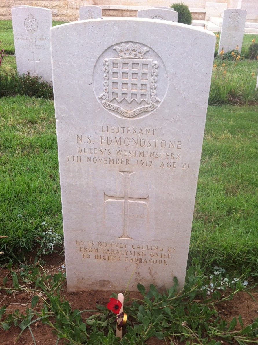 Gravestone Lieutenant Norman Stuart Edmonstone