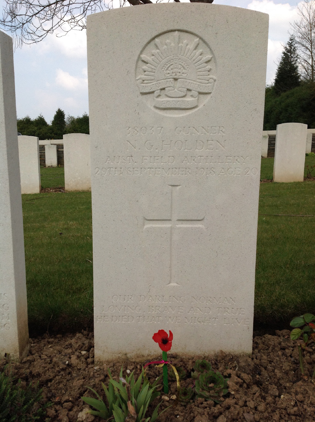 Holden, Norman Gladstone OW(1914)