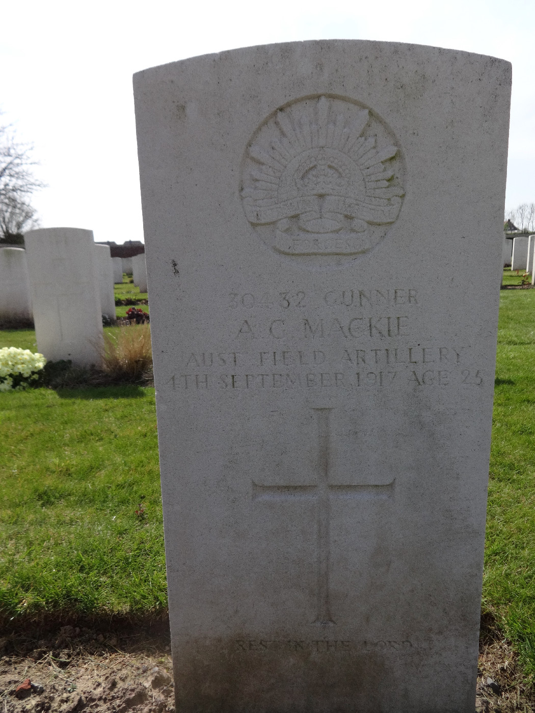 Mackie, Alexander Gordon OW(1902)