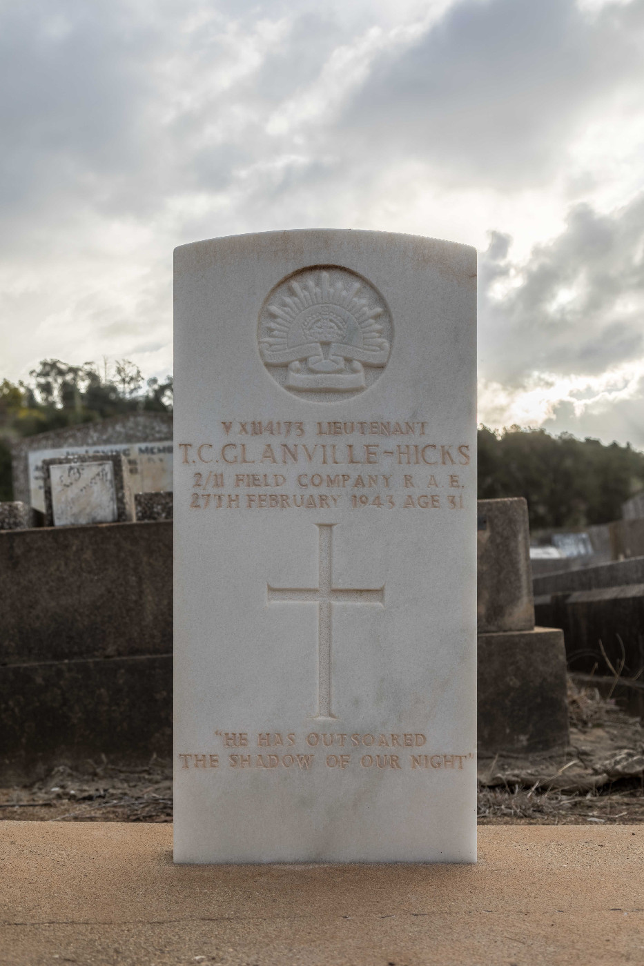 Hicks, Tregarthen Charles Glanville OW(1919)